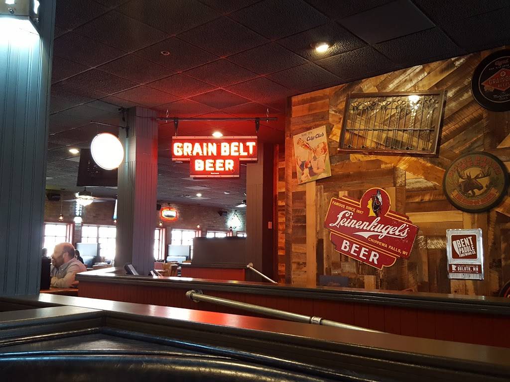 Crooked Pint Ale House & Event Center | restaurant | 1734 Adolphus St, Maplewood, MN 55117, USA | 6512526500 OR +1 651-252-6500