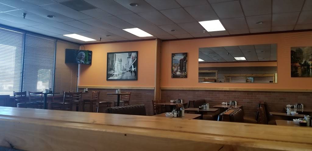 Johnny Ks | restaurant | 415 N Generals Blvd, Lincolnton, NC 28092, USA | 7042409394 OR +1 704-240-9394