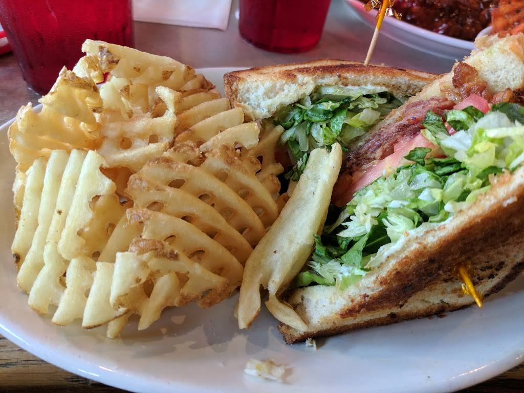 Pluckers Wing Bar | restaurant | 3909-B S Lamar Blvd, Austin, TX 78704, USA | 5124439464 OR +1 512-443-9464