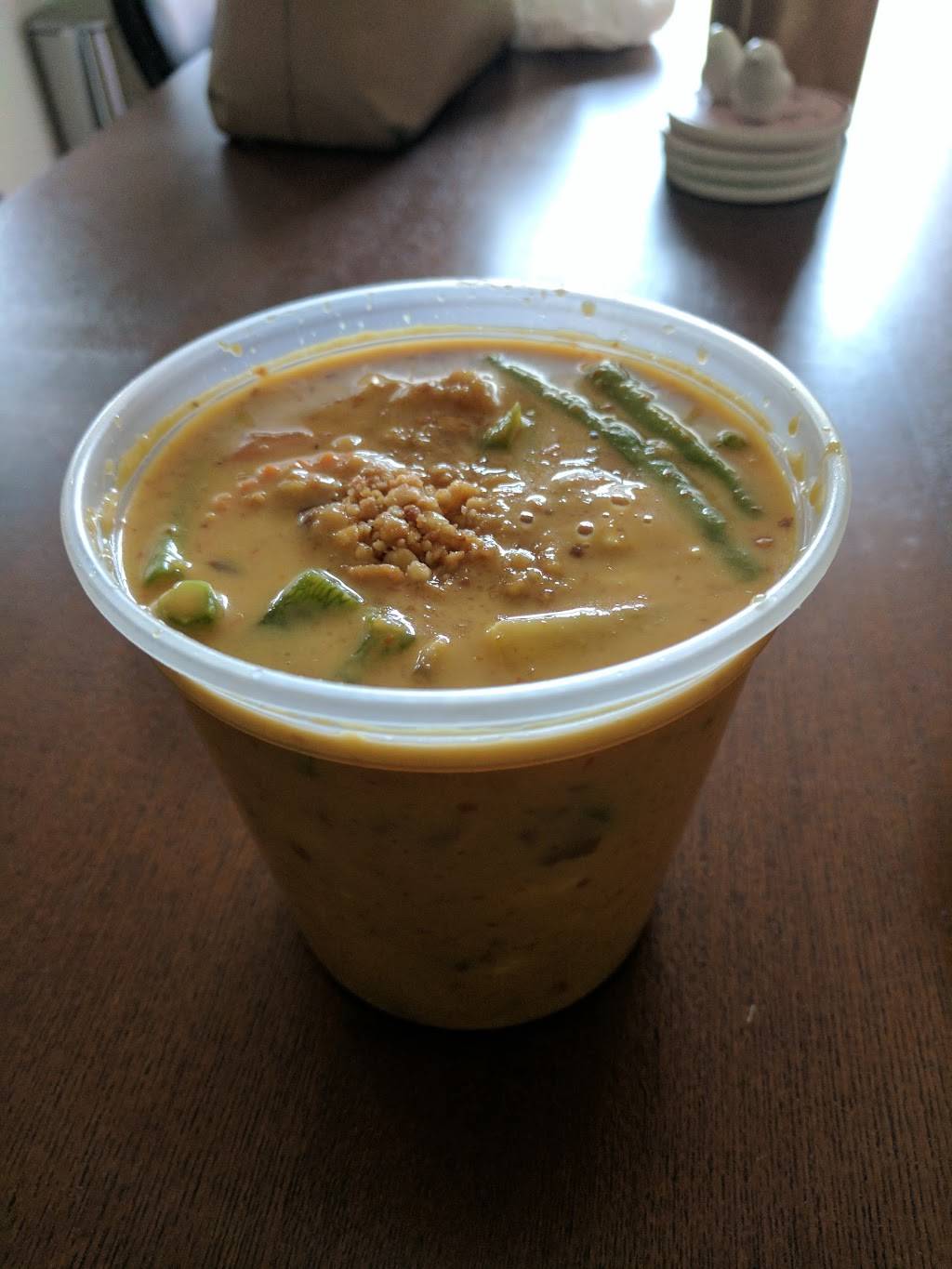 Bowmanville Thai | restaurant | 9 King St E, Bowmanville, ON L1C 1N2, Canada | 9056976262 OR +1 905-697-6262