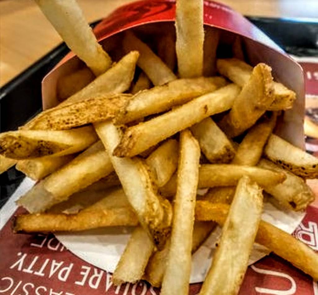 Wendys | restaurant | 2625 N International Pkwy, DFW Airport, Terminal E, Dallas, TX 75261, USA | 9729736404 OR +1 972-973-6404