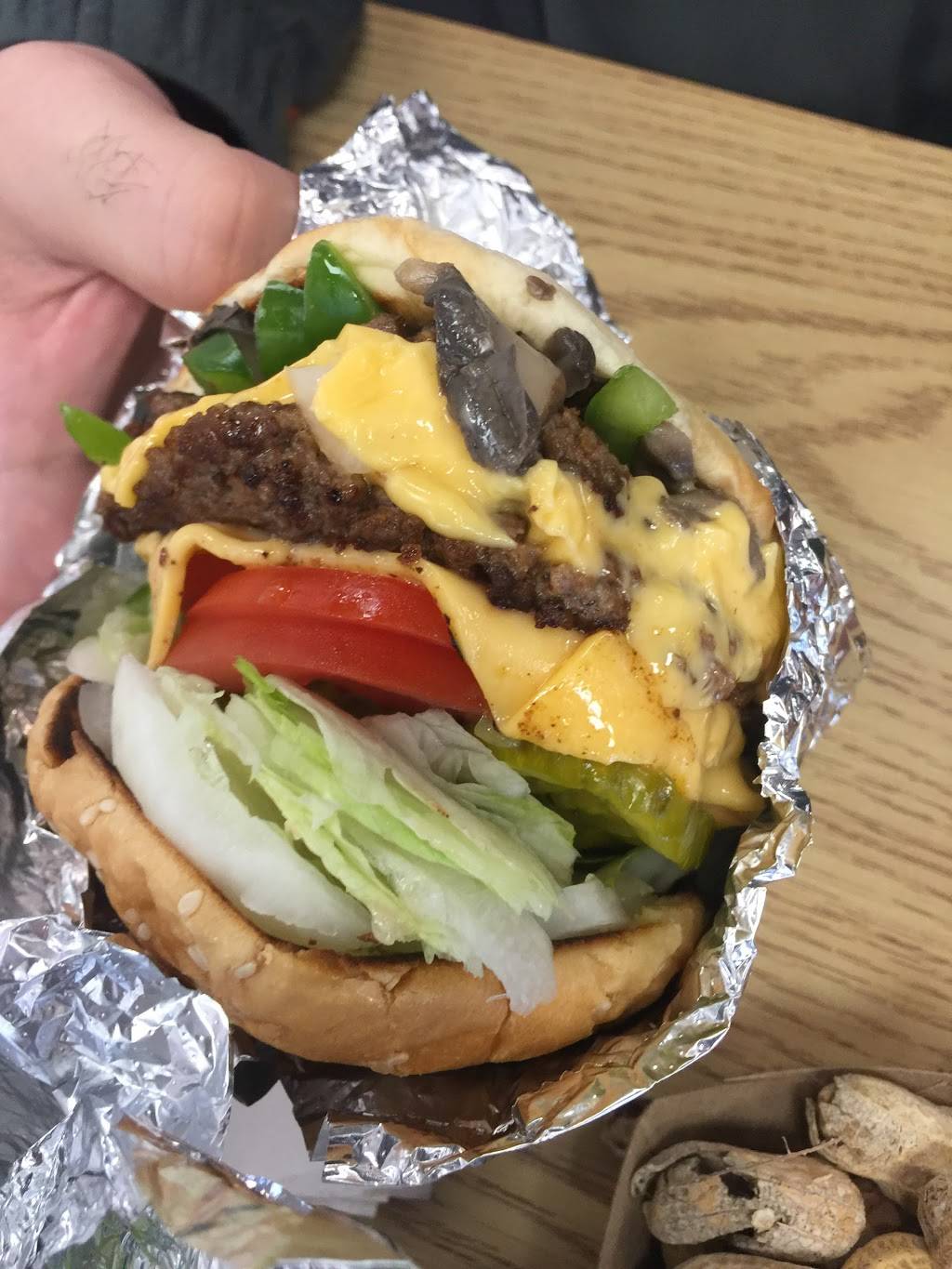 Five Guys | meal takeaway | 12840 Pinnacle Dr, Germantown, MD 20874, USA | 3015285525 OR +1 301-528-5525