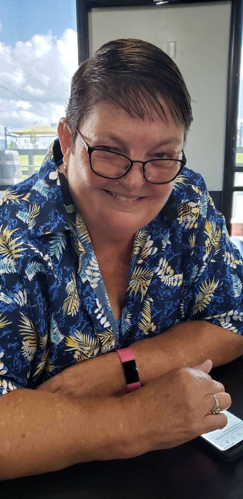 Holly Js Bar and Grill | restaurant | 1326 Nashville Rd, Franklin, KY 42134, USA | 2702533533 OR +1 270-253-3533