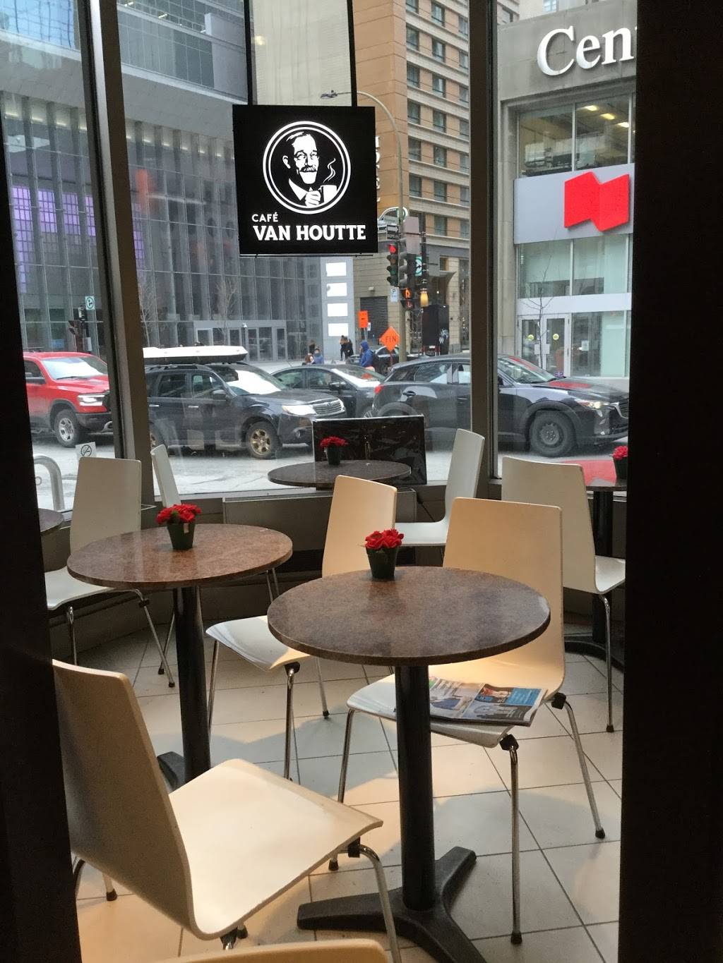 Café Van Houtte | cafe | 2027 Rue Metcalfe, Montréal, QC H3A 1X7, Canada | 5148495466 OR +1 514-849-5466