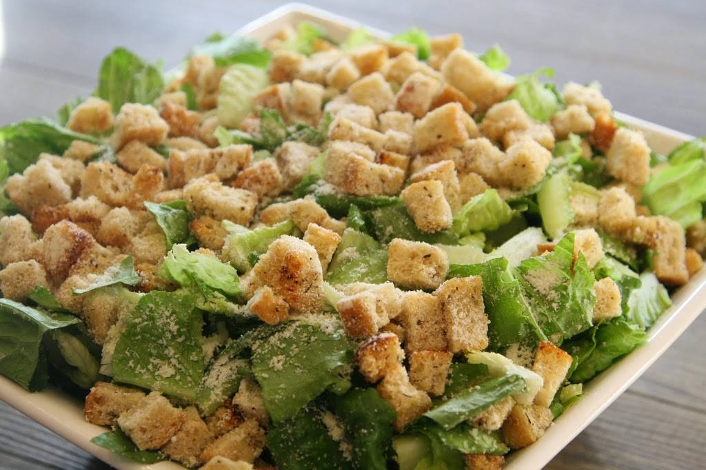 The Great Gobbler | meal takeaway | 3831 Bathurst St, Toronto, ON M3H 3N1, Canada | 4166319226 OR +1 416-631-9226