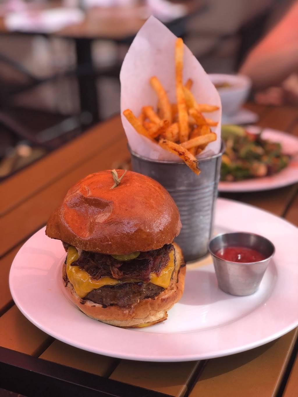 Liberty Station | restaurant | 34522 N Scottsdale Rd #180, Scottsdale, AZ 85266, USA | 4805959930 OR +1 480-595-9930