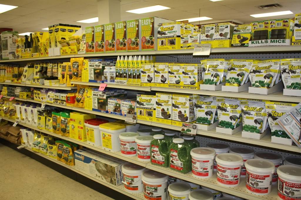 Des Moines Feed & Nature Center | restaurant | 2019 Hubbell Ave, Des Moines, IA 50317, USA | 5152620154 OR +1 515-262-0154