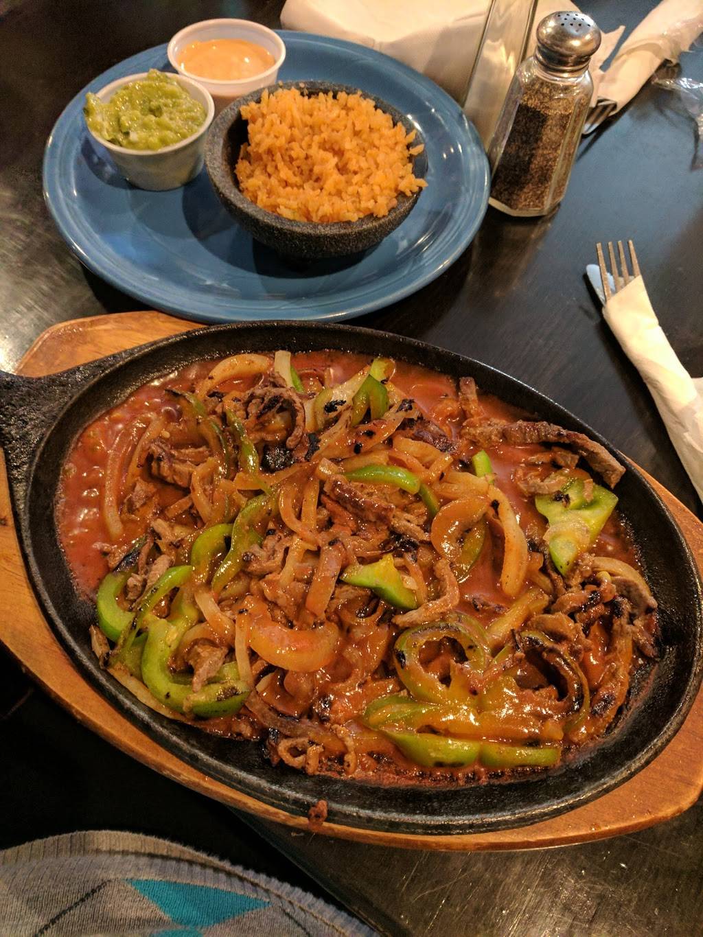 Cha Cha Cha Mexican Taqueria | restaurant | 11008 SE Main St, Milwaukie, OR 97222, USA | 5036592193 OR +1 503-659-2193