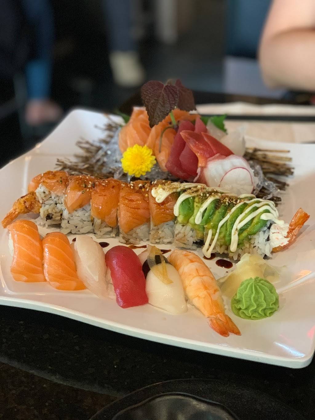 Sushi Omigoto | restaurant | 888 Dundas St E E-1, Mississauga, ON L4Y 4G6, Canada | 9052755566 OR +1 905-275-5566