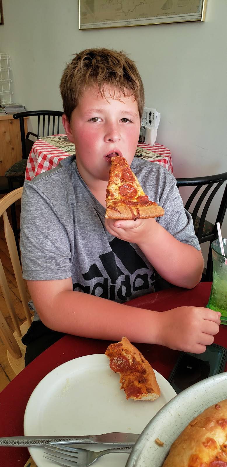 Freiers Pizzeria & Italian Bistro, LLC | meal delivery | 700 N 2nd Ave, Alpena, MI 49707, USA | 9893546722 OR +1 989-354-6722