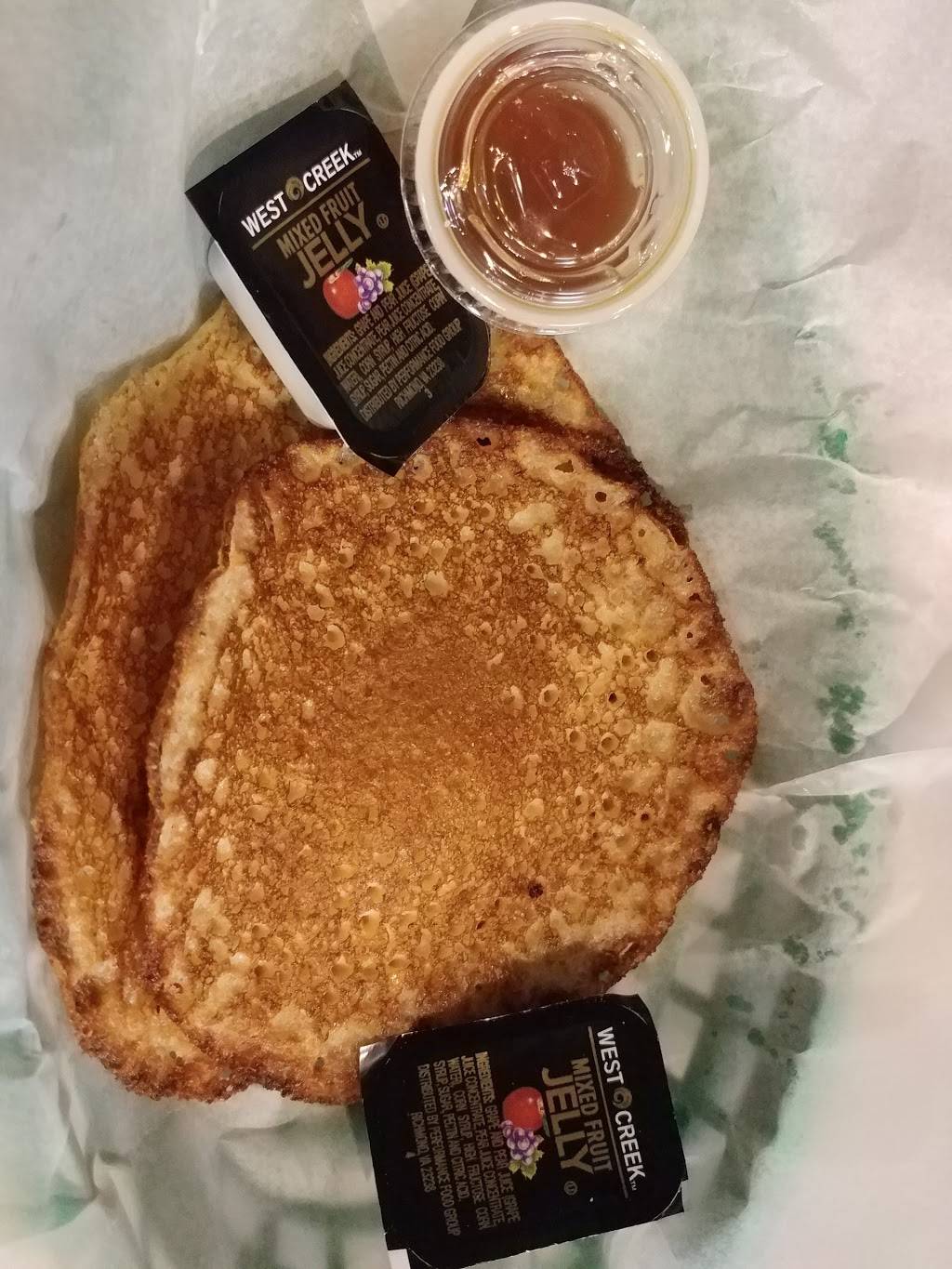 Jeneanes At Pinebrook | restaurant | 4436 Forsyth Rd, Macon, GA 31210, USA | 4784764642 OR +1 478-476-4642