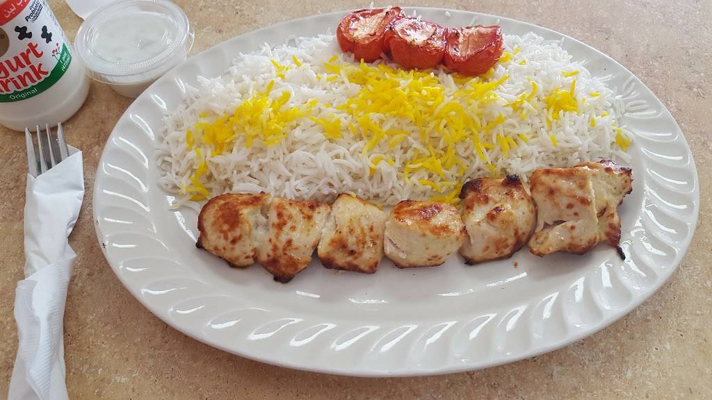 International Market & Grill | restaurant | 3211 Holiday Ct #100, La Jolla, CA 92037, USA | 8585359700 OR +1 858-535-9700