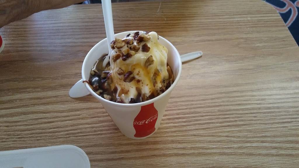 Drubys | restaurant | 520 W Main St, Shelbyville, IL 62565, USA | 2177745143 OR +1 217-774-5143