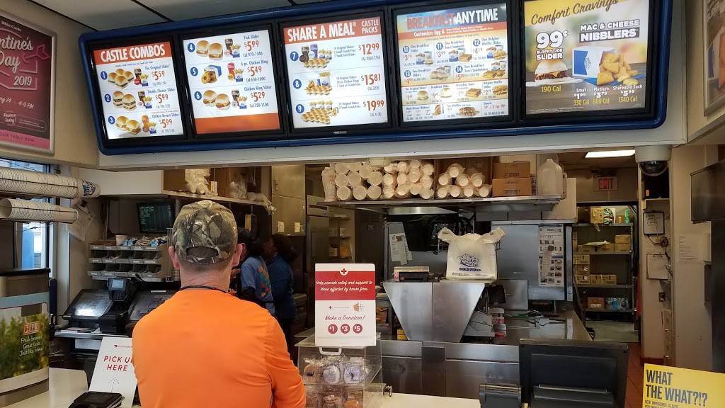 White Castle | restaurant | 596 W 3rd St, Covington, KY 41011, USA | 8594314632 OR +1 859-431-4632