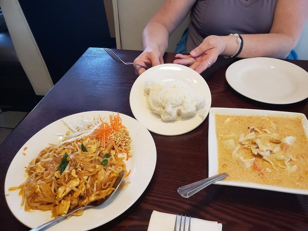 Thai T | restaurant | 9000 E, Foothill Blvd, Rancho Cucamonga, CA 91730, USA | 9099877199 OR +1 909-987-7199