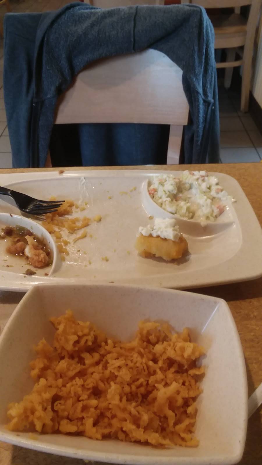 Captain Ds | restaurant | 1002 Over Mountain Dr, Elizabethton, TN 37643, USA | 4235431111 OR +1 423-543-1111