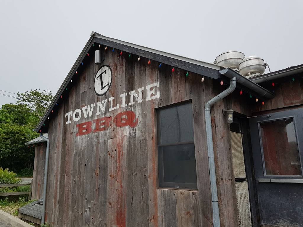Townline BBQ | restaurant | 3593 Montauk Hwy, Sagaponack, NY 11962, USA | 6315372271 OR +1 631-537-2271