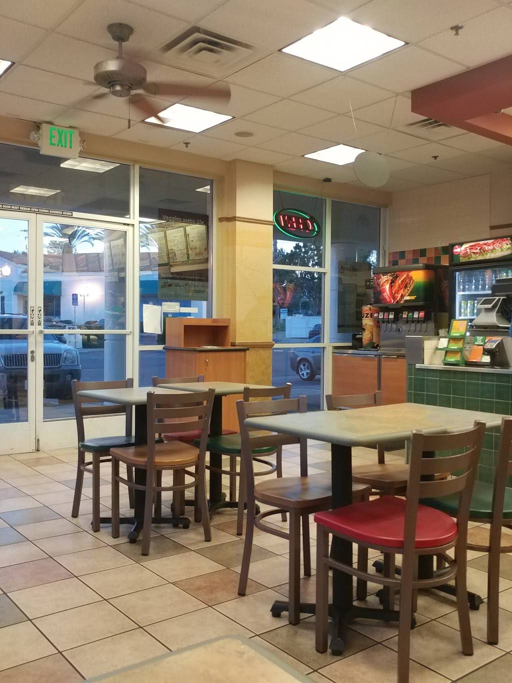 Subway | restaurant | 1562 Barton Rd, Redlands, CA 92373, USA | 9097930850 OR +1 909-793-0850