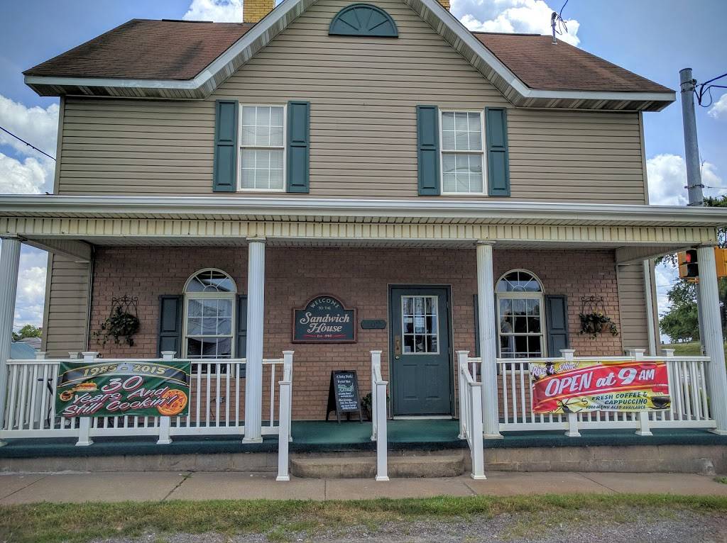 Sandwich House | restaurant | 15736 US-422, Elderton, PA 15736, USA | 7243543048 OR +1 724-354-3048