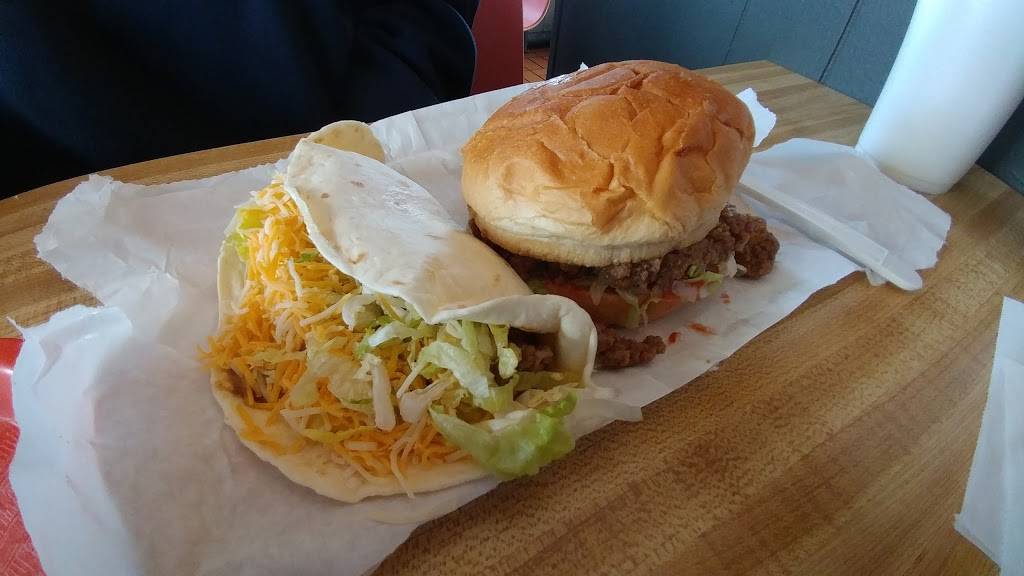 In-A-Tub | restaurant | 8174 NW Prairie View Rd, Kansas City, MO 64151, USA | 8164365888 OR +1 816-436-5888