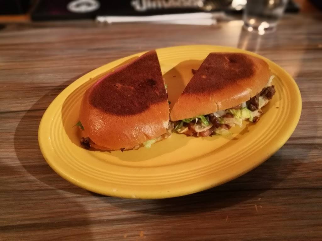 Nacho Taco | restaurant | 129 N Spring St, Spartanburg, SC 29306, USA | 8645861192 OR +1 864-586-1192