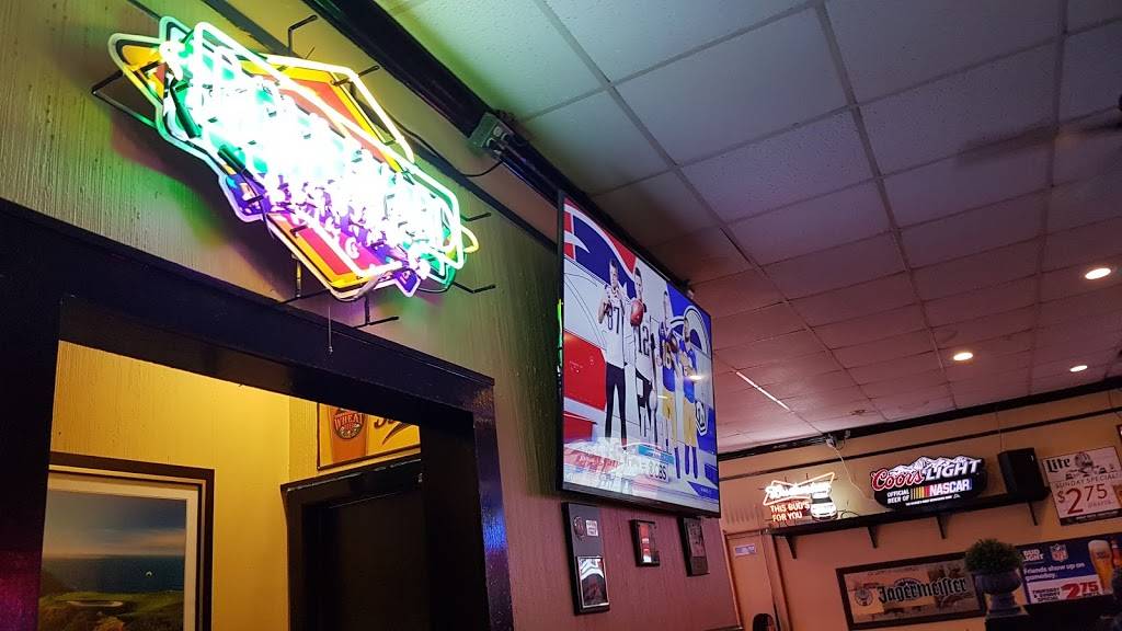 Boulevard Bar & Grill | restaurant | 3616 Far West Blvd # 116, Austin, TX 78731, USA | 5123453103 OR +1 512-345-3103