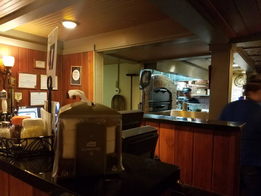 Raffertys Pizza | restaurant | 14136 Baxter Dr, Brainerd, MN 56401, USA | 2188295804 OR +1 218-829-5804