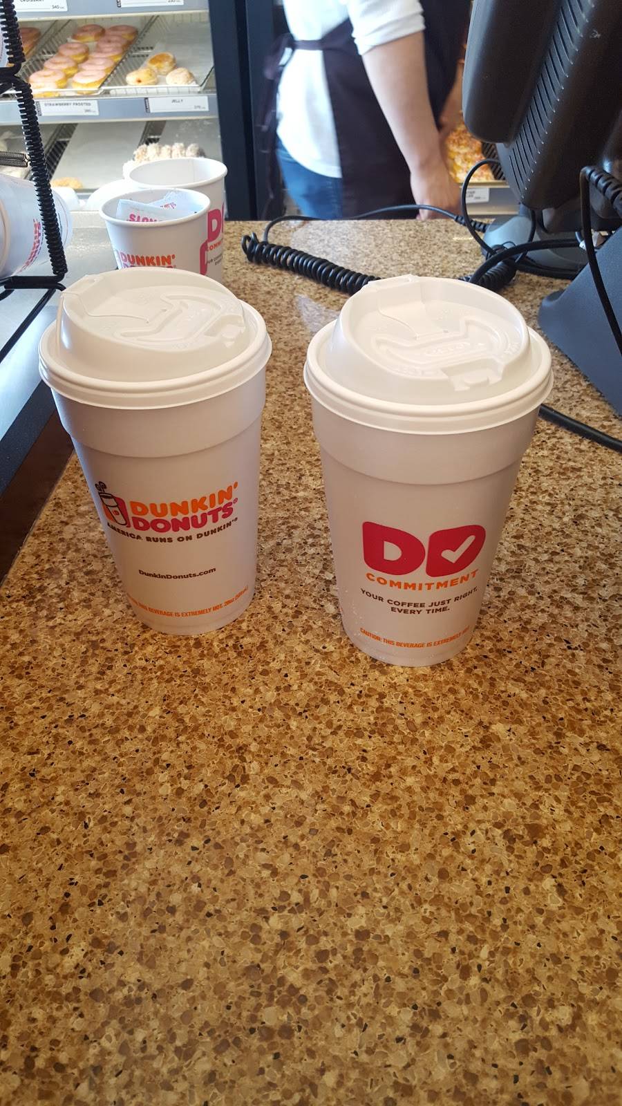 Dunkin Donuts | cafe | 4302 S Ashland Ave, Chicago, IL 60609, USA | 7738473337 OR +1 773-847-3337