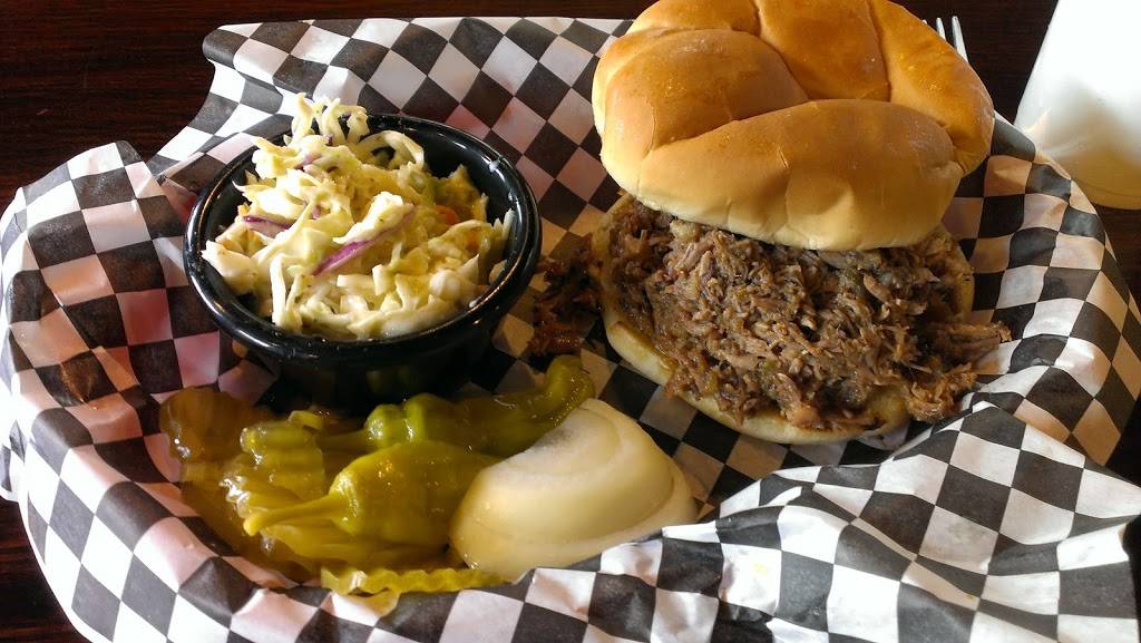 Blus BBQ and Burgers | restaurant | 612 N Robinson Ave, Oklahoma City, OK 73102, USA | 4056022587 OR +1 405-602-2587