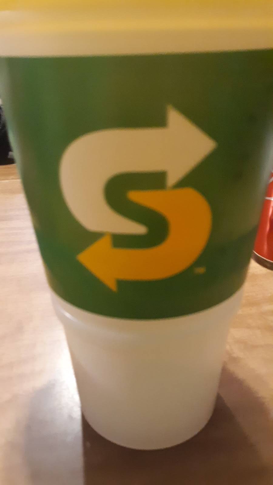 Subway | restaurant | 319 W Main St, Stanton, MI 48888, USA | 9898318171 OR +1 989-831-8171