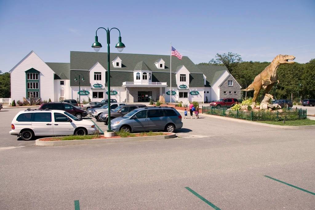 Natures Art Village | shopping mall | 1650 Hartford-New London Turnpike, Oakdale, CT 06370, USA | 8604434367 OR +1 860-443-4367