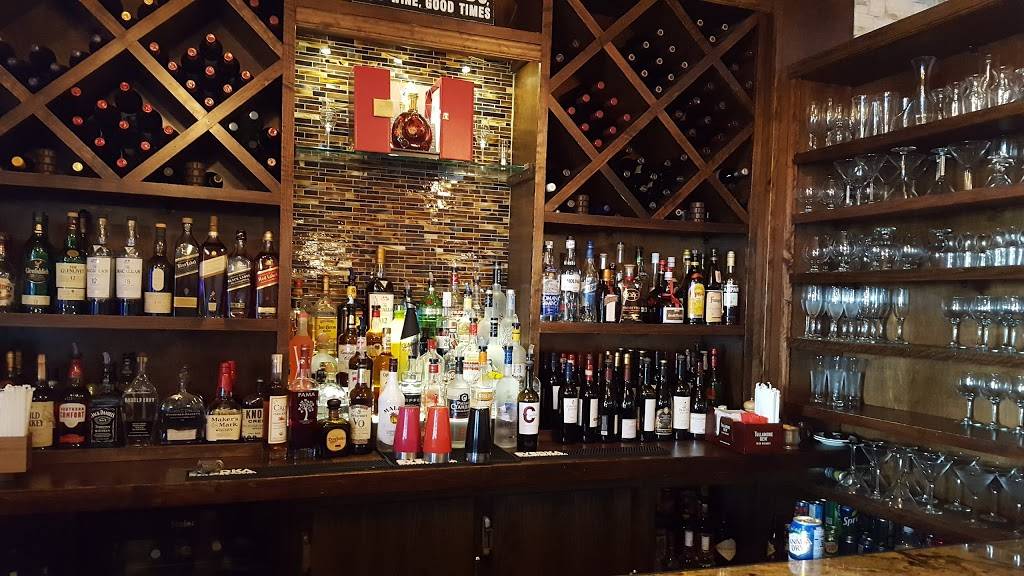 Rialto Restaurant | restaurant | 588 Westbury Ave, Carle Place, NY 11514, USA | 5169975283 OR +1 516-997-5283