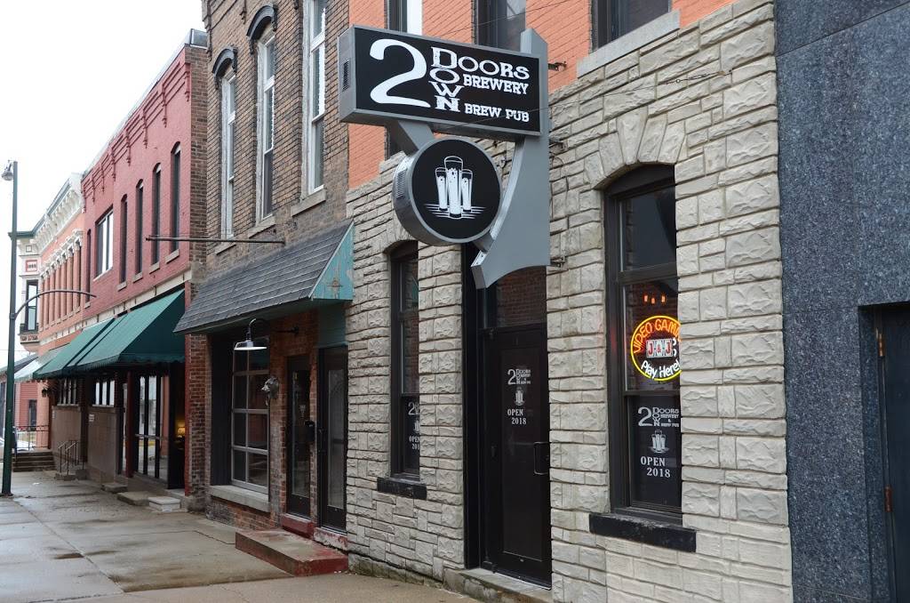 Two Doors Down Brewery | restaurant | 112 N Warner St, Clinton, IL 61727, USA | 2175700776 OR +1 217-570-0776