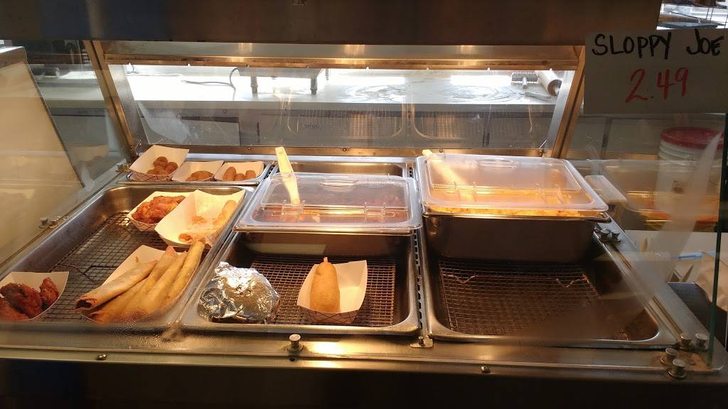 Mr Ts Party Store & Deli | restaurant | 1122 W Washington St, Greenville, MI 48838, USA | 6168359555 OR +1 616-835-9555