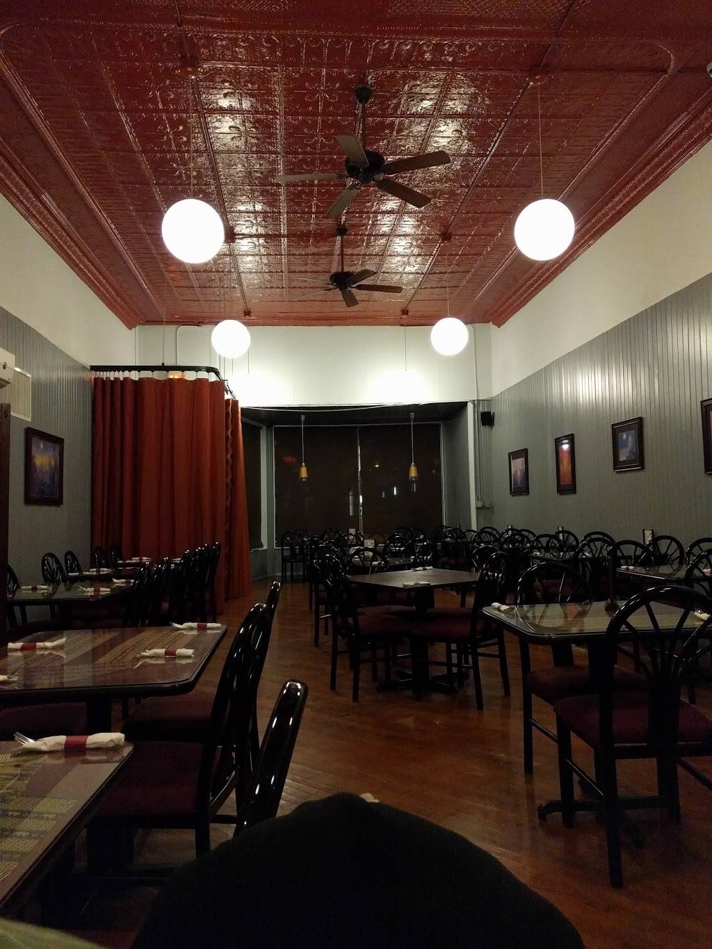 Siam Terrace | restaurant | 212 W Main St, Urbana, IL 61801, USA | 2173678424 OR +1 217-367-8424