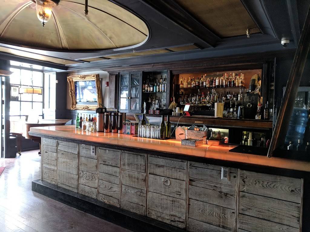 Lunchpad | restaurant | 581 Hayes St, San Francisco, CA 94102, USA | 4155226647 OR +1 415-522-6647