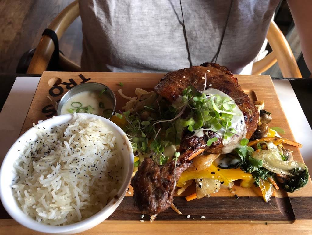 Restaurant Maestro | restaurant | 339 Rue Principale, Saint-Sauveur, QC J0R 1R0, Canada | 4502272999 OR +1 450-227-2999