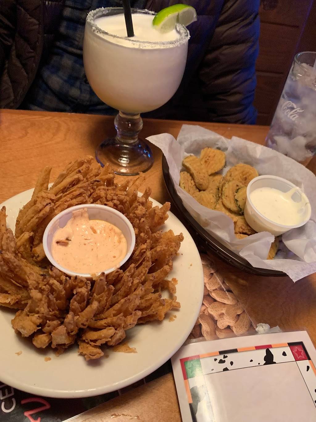 Texas Roadhouse | restaurant | 11973 S Strang Line Rd, Olathe, KS 66062, USA | 9133978222 OR +1 913-397-8222