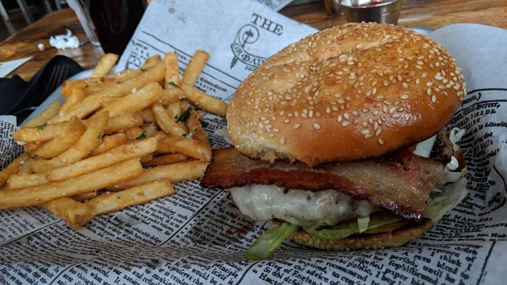 8 bit Brewing Company | restaurant | 26755 Jefferson Ave, Murrieta, CA 92562, USA | 9516772322 OR +1 951-677-2322