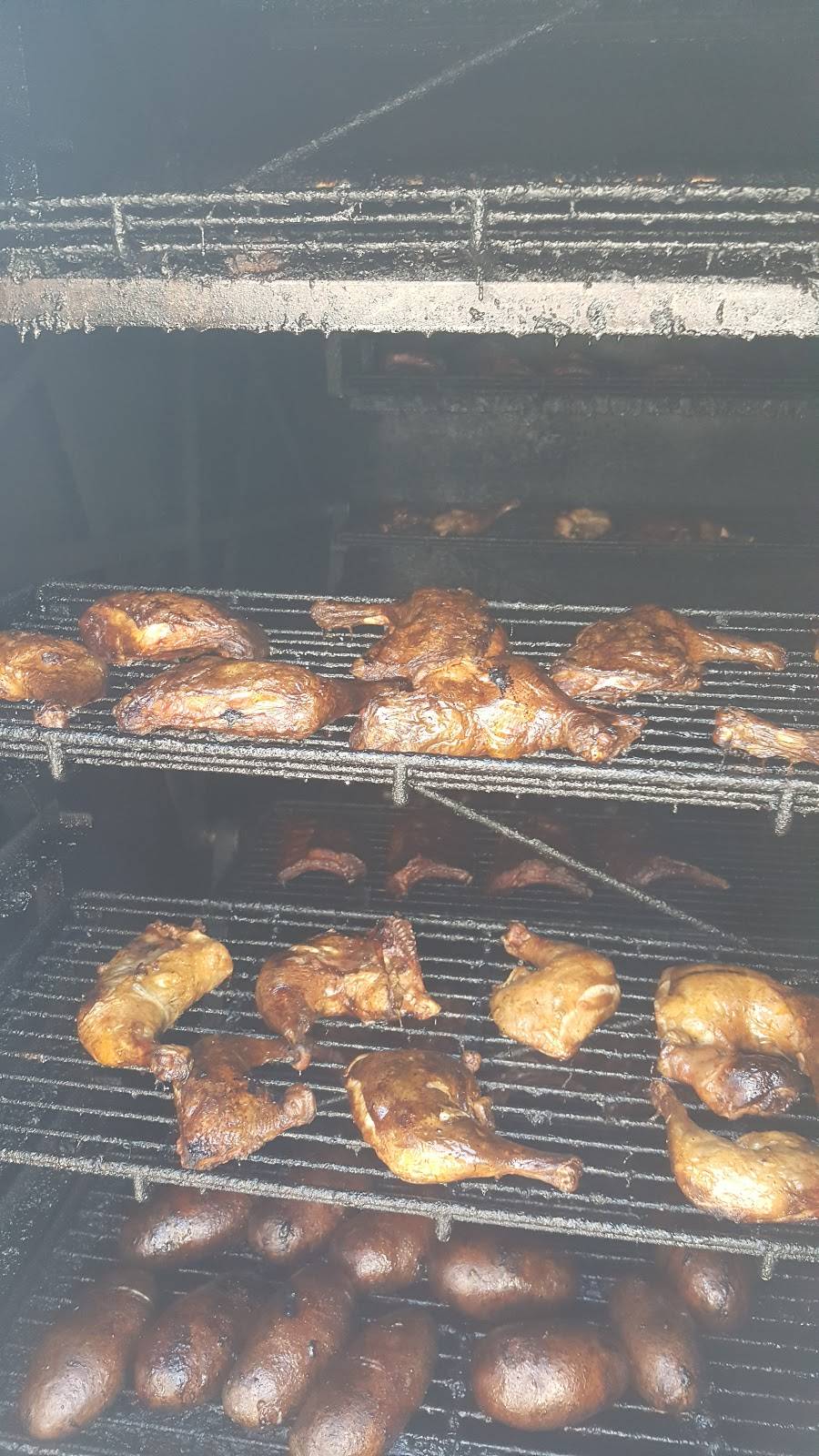 Armour Bbq And Catering | restaurant | 954 W Hwy 11E, New Market, TN 37820, USA | 8653887372 OR +1 865-388-7372