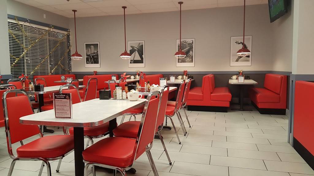 Grand Coney | restaurant | 5121 28th St SE, Grand Rapids, MI 49512, USA | 6169303596 OR +1 616-930-3596