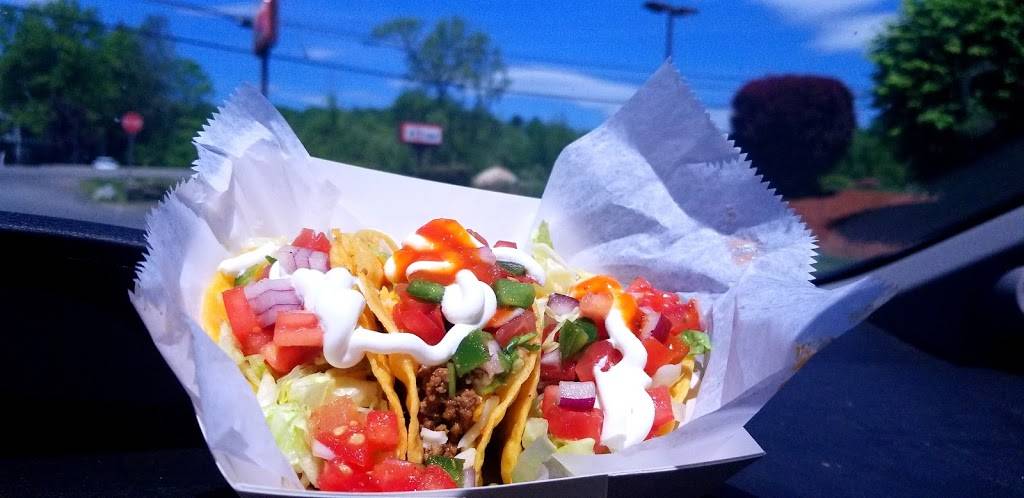 Bs Tacos | restaurant | 2 Mohawk Dr, Londonderry, NH 03053, USA | 6035056485 OR +1 603-505-6485