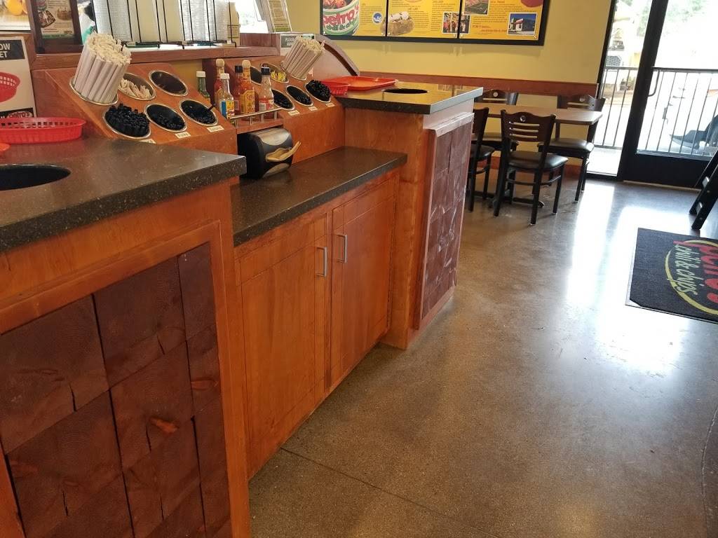 Petros Chili & Chips - Lenoir City | restaurant | U.S. 321, 762 Northside Dr, Lenoir City, TN 37771, USA | 8653171645 OR +1 865-317-1645