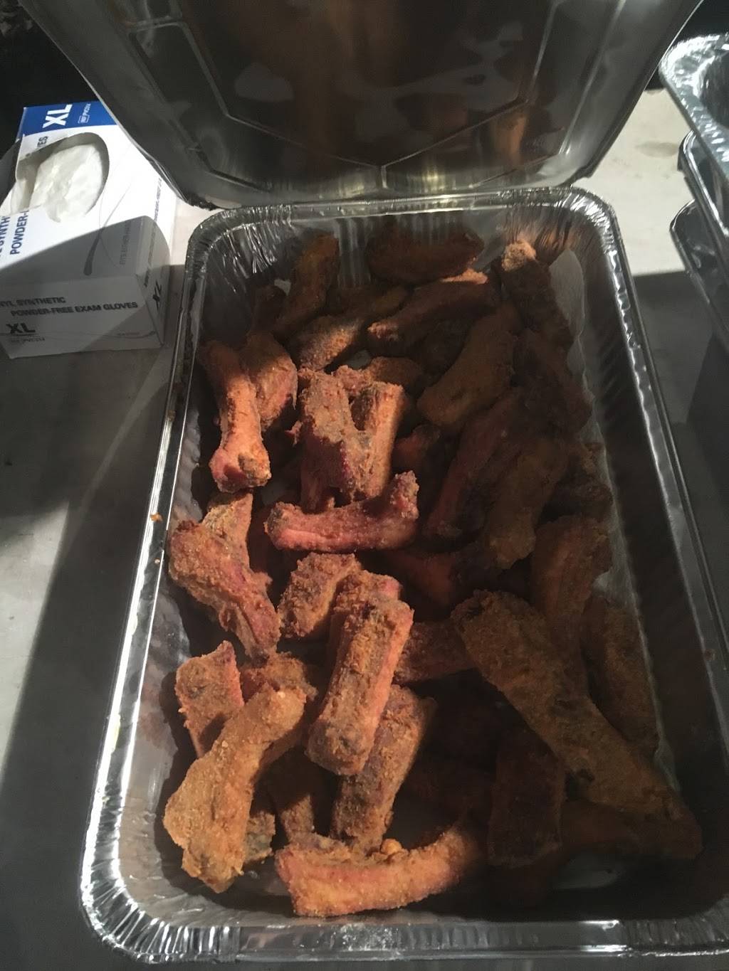 Big Vic’s BBQ | restaurant | 5781 S Lakeshore Dr, Shreveport, LA 71119, USA | 3185826227 OR +1 318-582-6227