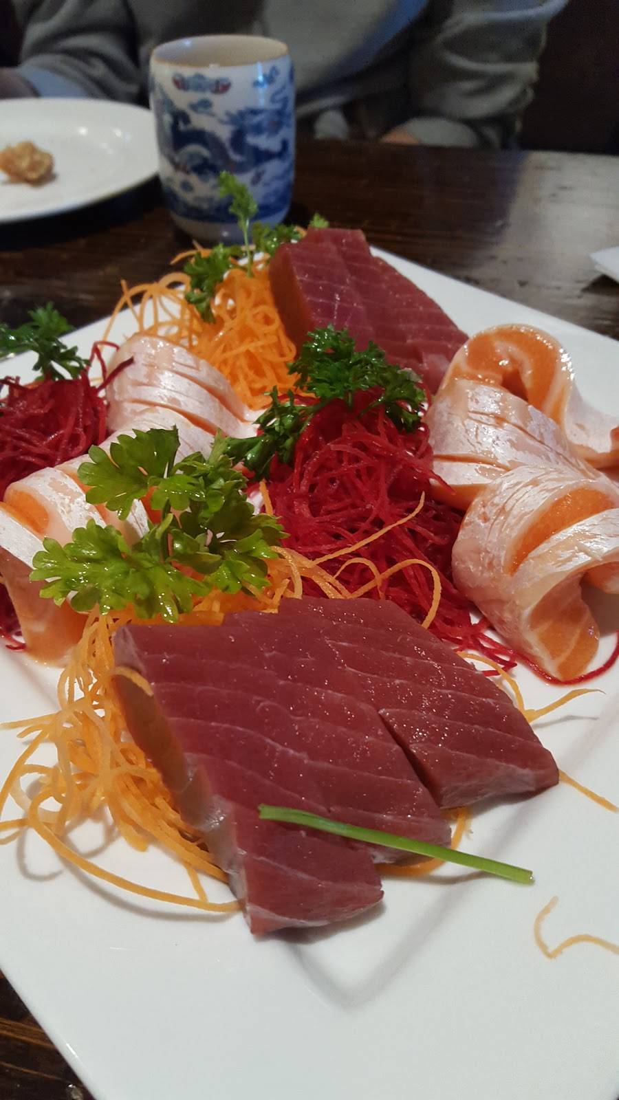 Jieyi Sushi | restaurant | 1178 N Milwaukee Ave, Chicago, IL 60642, USA | 7732925885 OR +1 773-292-5885