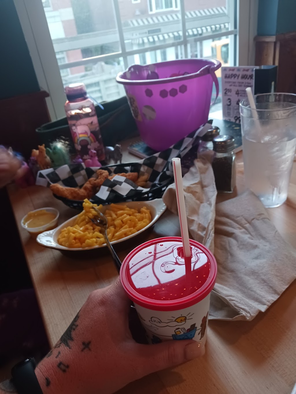 Kostas Old Town | restaurant | 268 Main St, Old Town, ME 04468, USA | 2078170417 OR +1 207-817-0417