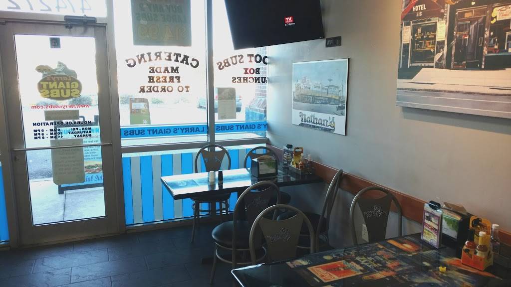 Larrys Giant Subs | restaurant | 474272 E State Rd 200, Fernandina Beach, FL 32034, USA | 9048442225 OR +1 904-844-2225