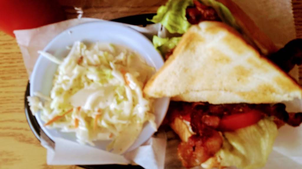 Smokin B | restaurant | 502 E Poplar St, Beecher City, IL 62414, USA | 6184875155 OR +1 618-487-5155