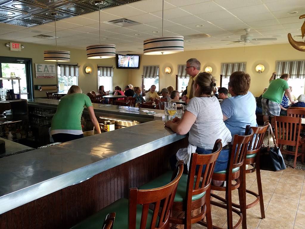 Hart Pizza | restaurant | 105 E Main St, Hart, MI 49420, USA | 2318734434 OR +1 231-873-4434