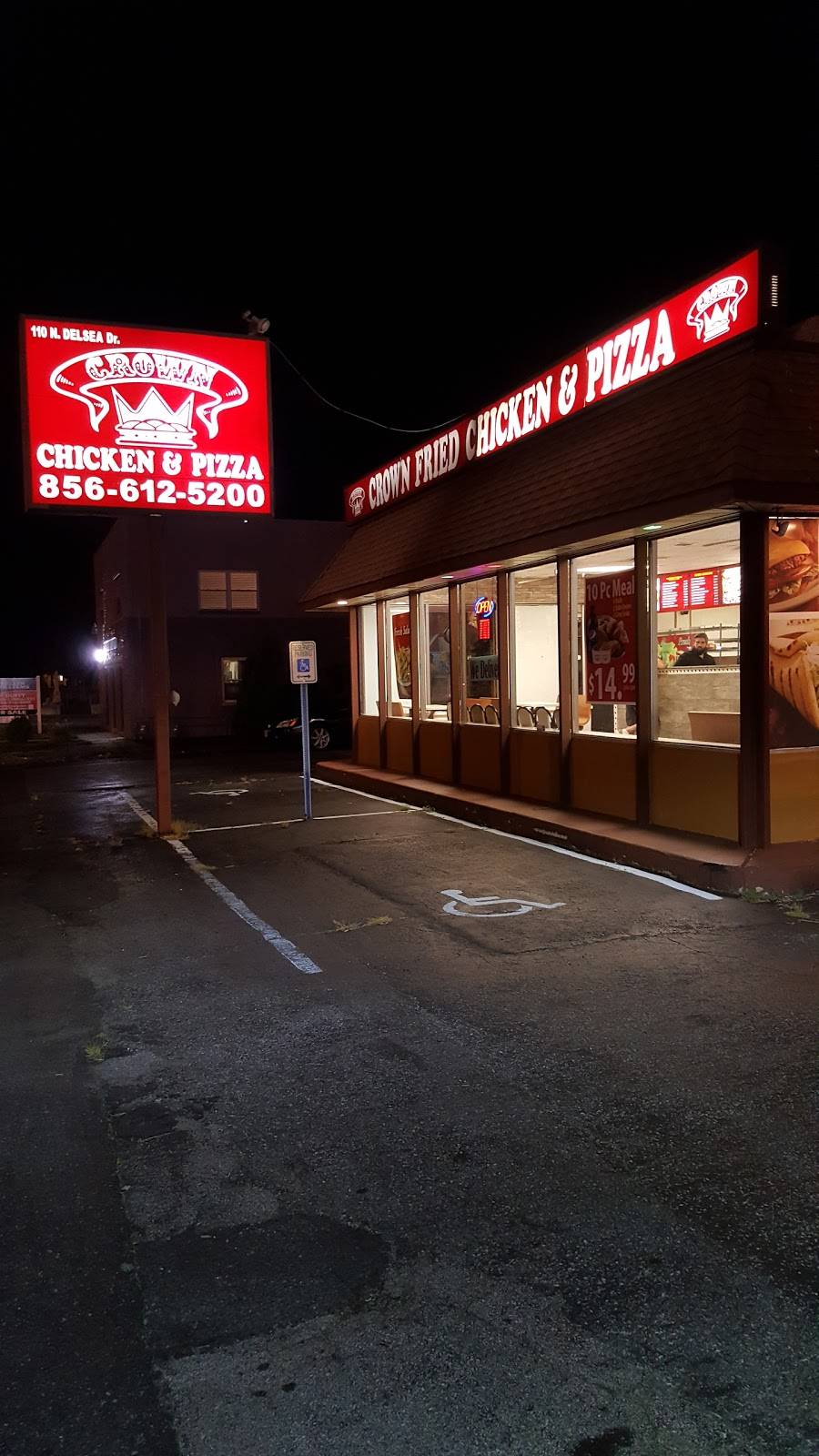 Crown Fried Chicken & Gyro | restaurant | 110 Delsea Dr, Glassboro, NJ 08028, USA | 8565959258 OR +1 856-595-9258